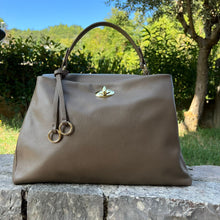 Cargar imagen en el visor de la galería, DAFNE