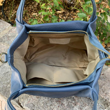 Carica l'immagine nel visualizzatore di Gallery, IVONNE