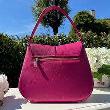 Carica l'immagine nel visualizzatore di Gallery, LOLA