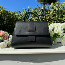 Carica l'immagine nel visualizzatore di Gallery, MALINDY