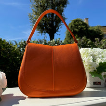 Carica l'immagine nel visualizzatore di Gallery, LOLA