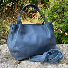 Carica l'immagine nel visualizzatore di Gallery, IVONNE