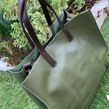 Carica l'immagine nel visualizzatore di Gallery, KIMBERLY