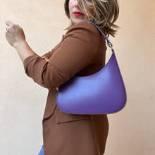 Carica l'immagine nel visualizzatore di Gallery, CLOE