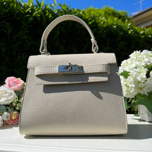 Carica l'immagine nel visualizzatore di Gallery, LARISSA MINI