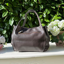 Carica l'immagine nel visualizzatore di Gallery, IVONNE