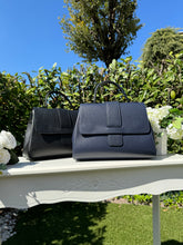 Carica l'immagine nel visualizzatore di Gallery, MALINDY