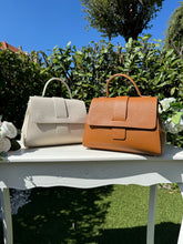 Carica l'immagine nel visualizzatore di Gallery, MALINDY