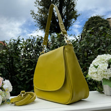 Carica l'immagine nel visualizzatore di Gallery, DOROTHY