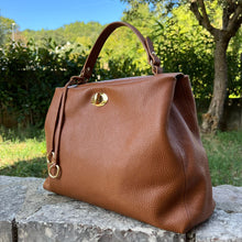 Cargar imagen en el visor de la galería, DAFNE