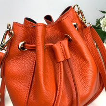 Cargar imagen en el visor de la galería, JOYCE