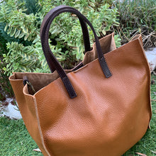 Carica l'immagine nel visualizzatore di Gallery, KIMBERLY