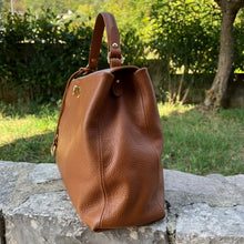 Cargar imagen en el visor de la galería, DAFNE