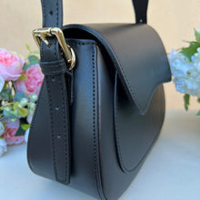 Carica l'immagine nel visualizzatore di Gallery, MARISOL