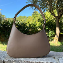 Carica l'immagine nel visualizzatore di Gallery, CLOE
