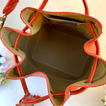 Carica l'immagine nel visualizzatore di Gallery, EDIT