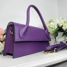 Carica l'immagine nel visualizzatore di Gallery, JACKIE