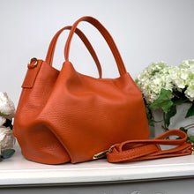 Carica l'immagine nel visualizzatore di Gallery, IVONNE