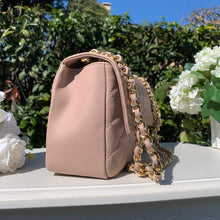 Carica l'immagine nel visualizzatore di Gallery, KIRSTEN