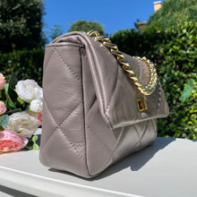 Load image into Gallery viewer, PENELOPE