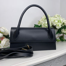 Carica l'immagine nel visualizzatore di Gallery, JACKIE