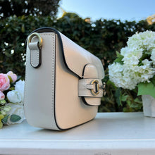 Carica l'immagine nel visualizzatore di Gallery, LILI