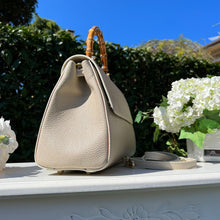 Charger l'image dans la galerie, PATTY LUX