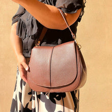 Carica l'immagine nel visualizzatore di Gallery, LOLA