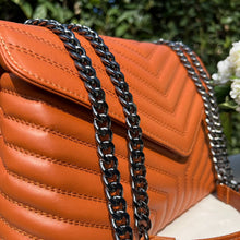 Cargar imagen en el visor de la galería, CHANTAL