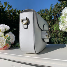 Carica l'immagine nel visualizzatore di Gallery, LILI