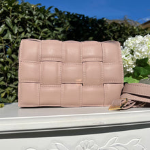 Lade das Bild in den Galerie-Viewer, Christelle