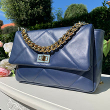 Load image into Gallery viewer, PENELOPE