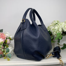 Carica l'immagine nel visualizzatore di Gallery, IVONNE