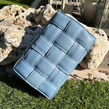 Lade das Bild in den Galerie-Viewer, Christelle