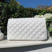 Carica l'immagine nel visualizzatore di Gallery, KIRSTEN