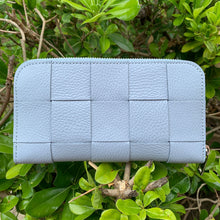 Carica l'immagine nel visualizzatore di Gallery, MILVA