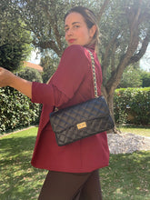 Carica l'immagine nel visualizzatore di Gallery, KIRSTEN