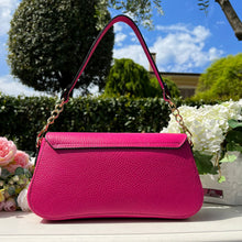 Carica l'immagine nel visualizzatore di Gallery, KIRA