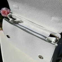 Carica l'immagine nel visualizzatore di Gallery, MALINDY