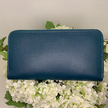 Cargar imagen en el visor de la galería, LIDIA PETROLIO