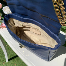 Load image into Gallery viewer, PENELOPE