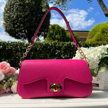 Carica l'immagine nel visualizzatore di Gallery, KIRA