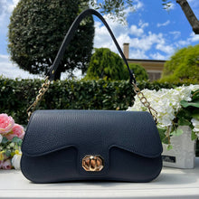 Carica l'immagine nel visualizzatore di Gallery, KIRA