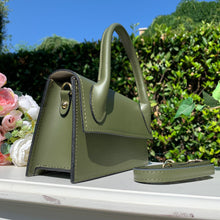 Carica l'immagine nel visualizzatore di Gallery, JACKIE