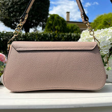 Carica l'immagine nel visualizzatore di Gallery, KIRA