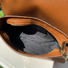 Carica l'immagine nel visualizzatore di Gallery, KIRA