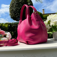 Carica l'immagine nel visualizzatore di Gallery, IVONNE