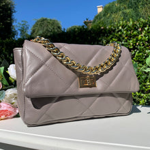 Load image into Gallery viewer, PENELOPE