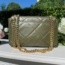 Load image into Gallery viewer, PENELOPE