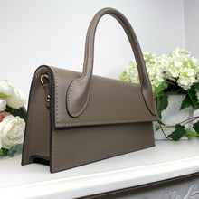 Carica l'immagine nel visualizzatore di Gallery, JACKIE